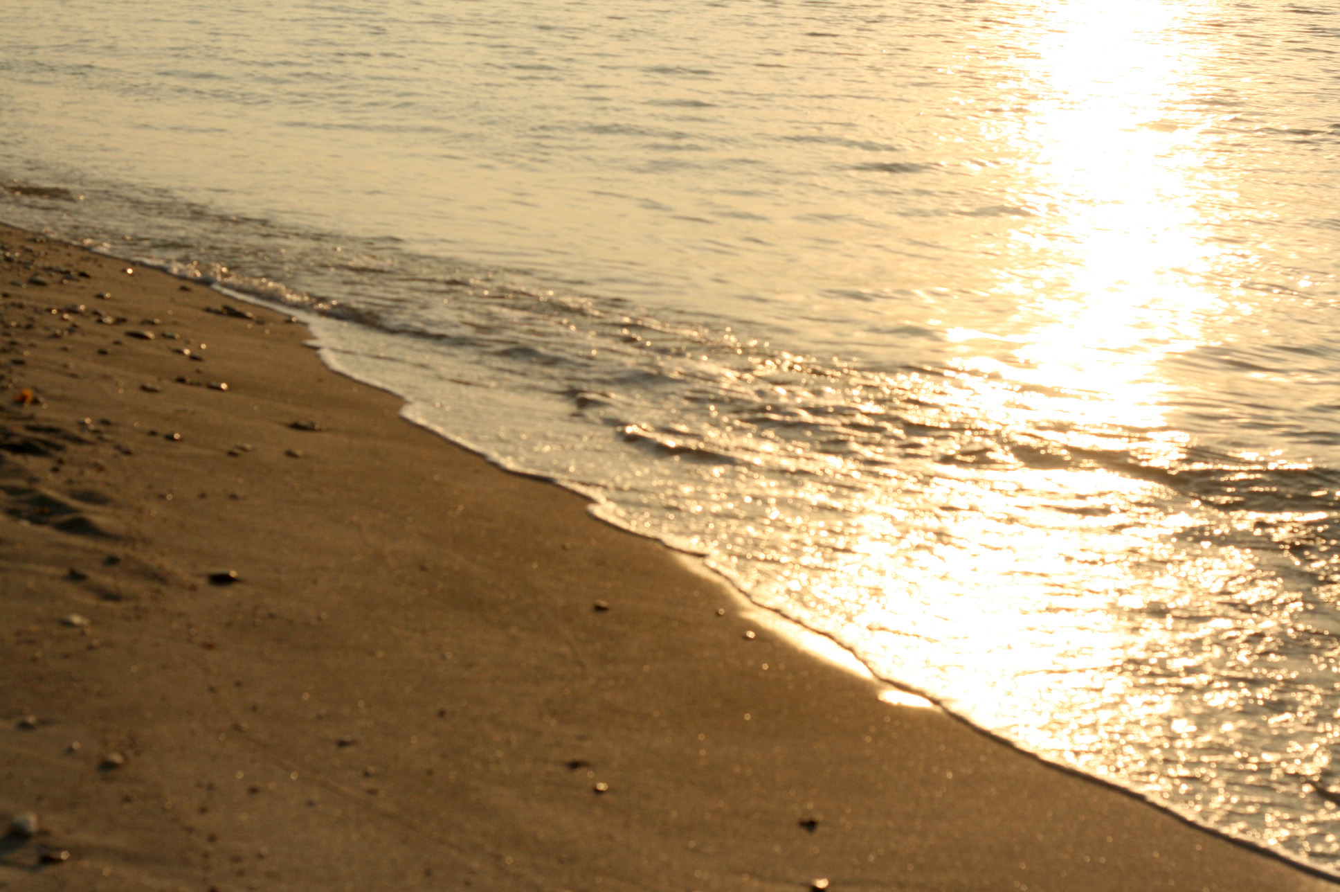 capones island zambales