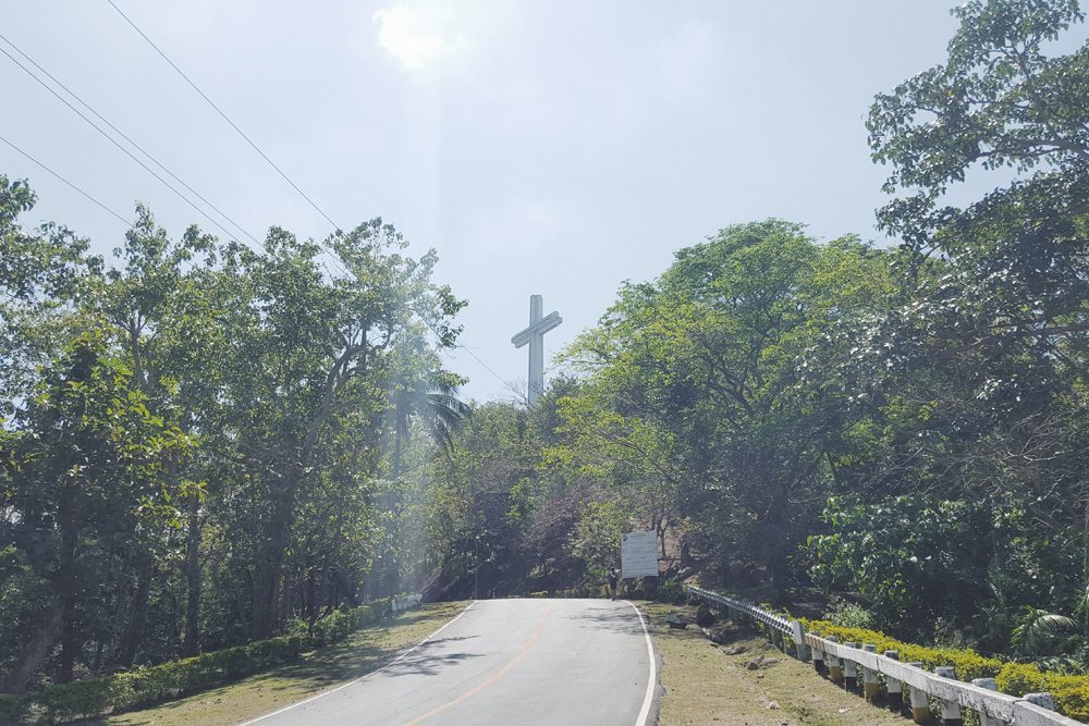 The cross on top of Mount Samat